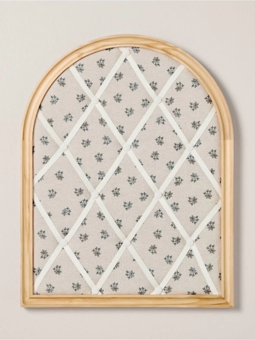 Arched 14”x18” Photo & Memory Collage Board w/ Patterned Fabric Hearth & Hand